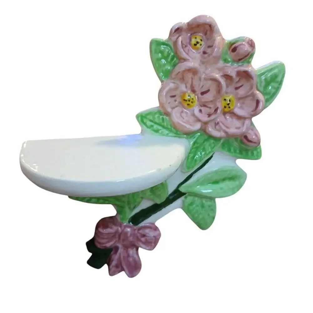Vtg Pink Bouquet of Flowers Green Leaves Bow Ceramic Hanging Wall‎ Shelf Decor